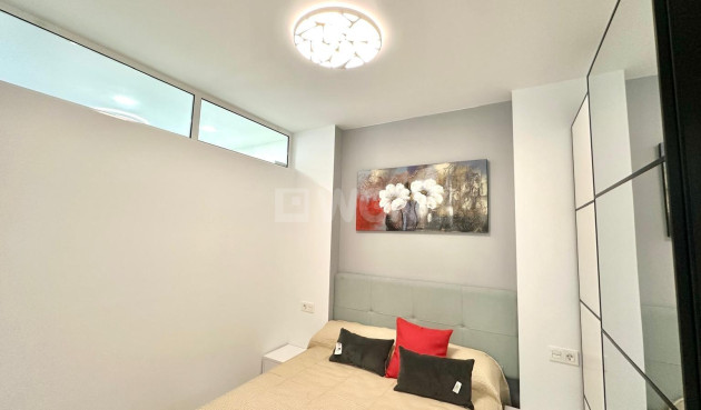 Wiederverkauf - Wohnung - Torrevieja - Playa del Cura