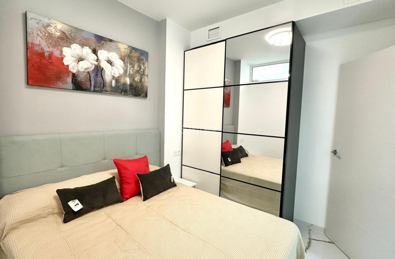 Wiederverkauf - Wohnung - Torrevieja - Playa del Cura