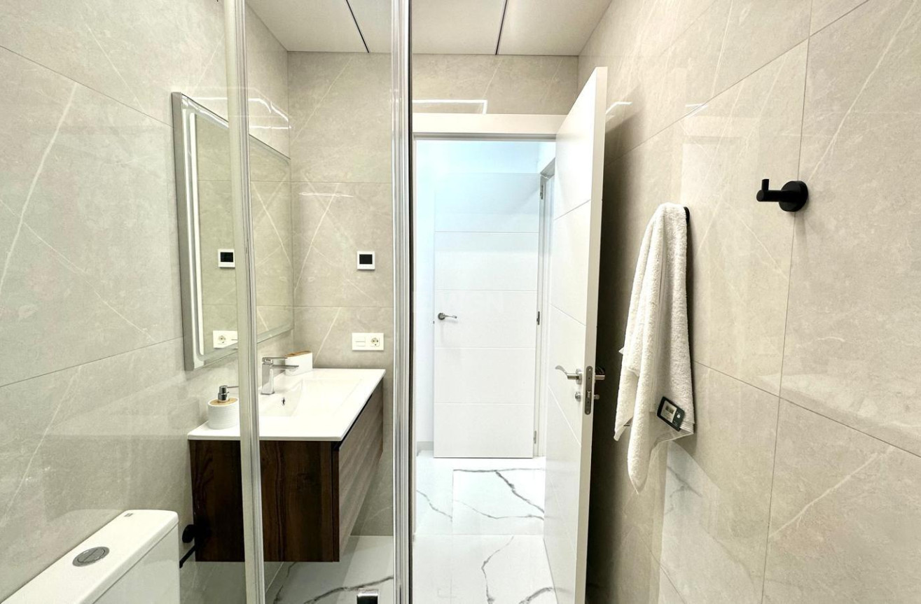 Wiederverkauf - Wohnung - Torrevieja - Playa del Cura