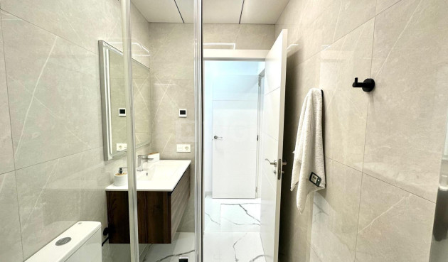 Wiederverkauf - Wohnung - Torrevieja - Playa del Cura