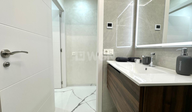 Wiederverkauf - Wohnung - Torrevieja - Playa del Cura