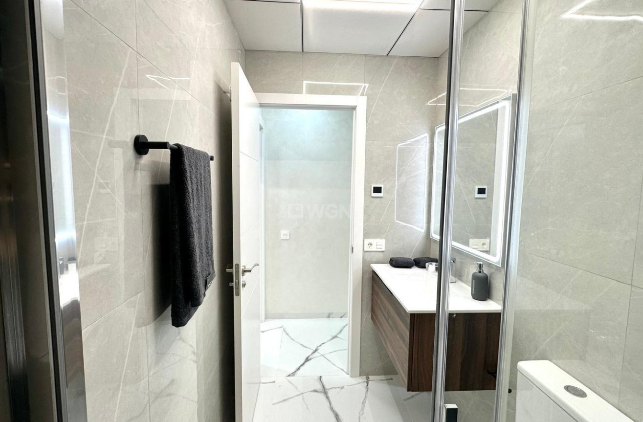 Wiederverkauf - Wohnung - Torrevieja - Playa del Cura