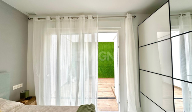 Wiederverkauf - Wohnung - Torrevieja - Playa del Cura