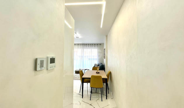 Wiederverkauf - Wohnung - Torrevieja - Playa del Cura