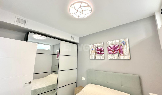 Wiederverkauf - Wohnung - Torrevieja - Playa del Cura