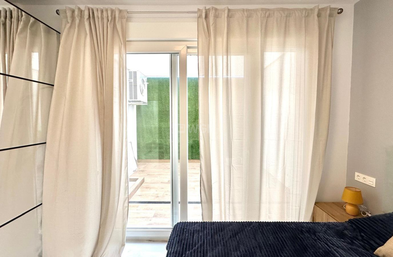 Wiederverkauf - Wohnung - Torrevieja - Playa del Cura