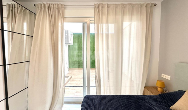 Wiederverkauf - Wohnung - Torrevieja - Playa del Cura