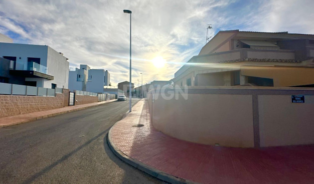 Odsprzedaż - Kamienica - Torrevieja - La Siesta