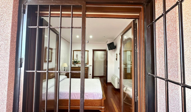 Odsprzedaż - Kamienica - Torrevieja - La Siesta