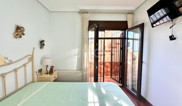 Odsprzedaż - Kamienica - Torrevieja - La Siesta