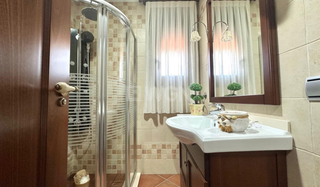 Odsprzedaż - Kamienica - Torrevieja - La Siesta