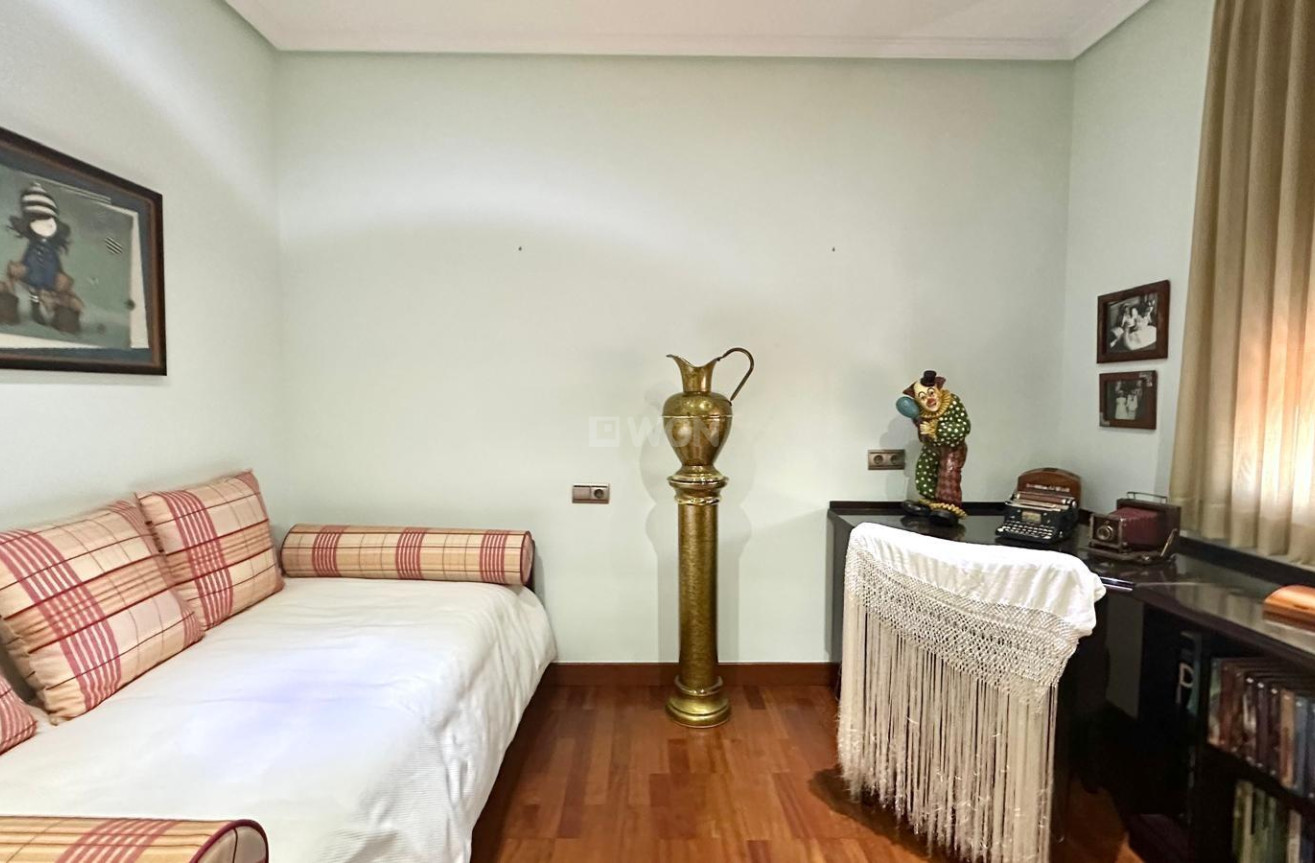 Odsprzedaż - Kamienica - Torrevieja - La Siesta