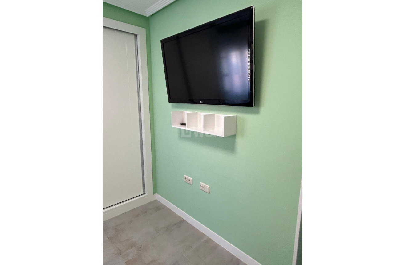Wiederverkauf - Wohnung - Torrevieja - Playa del Cura