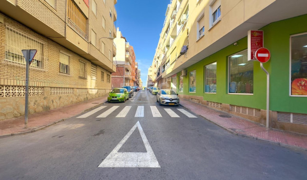 Wiederverkauf - Wohnung - Torrevieja - Centro