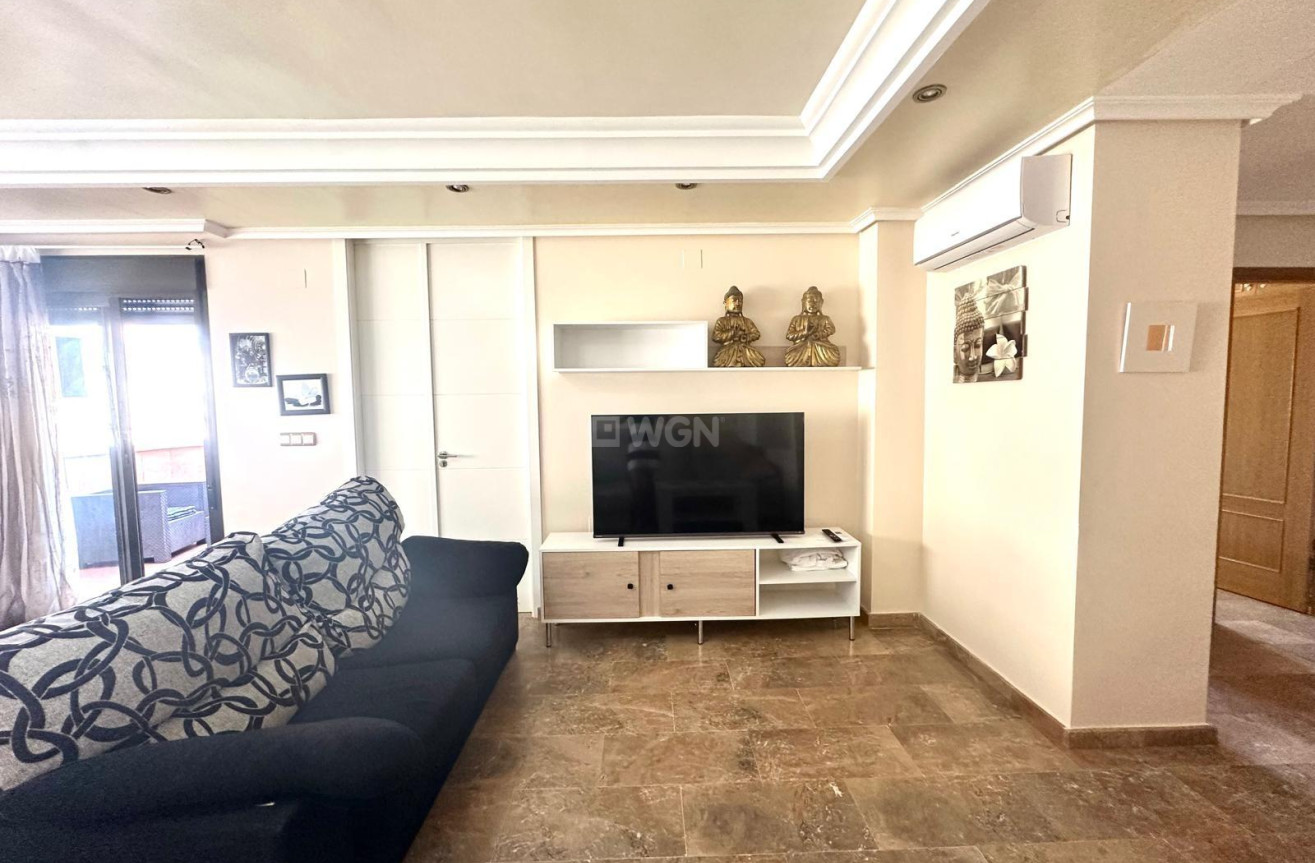 Resale - Apartment / flat - Torrevieja