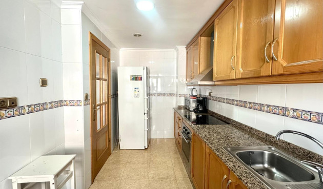 Resale - Apartment / flat - Torrevieja