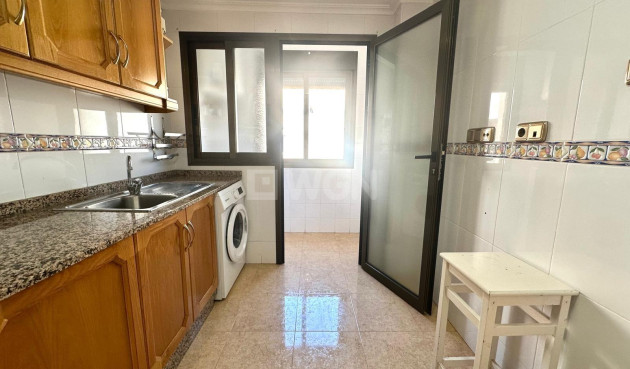 Resale - Apartment / flat - Torrevieja