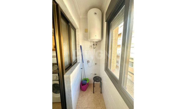 Resale - Apartment / flat - Torrevieja