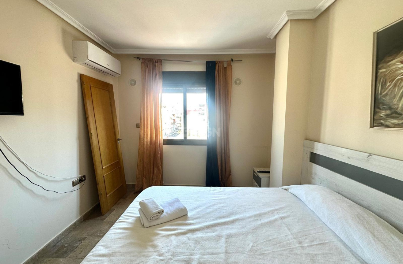 Resale - Apartment / flat - Torrevieja