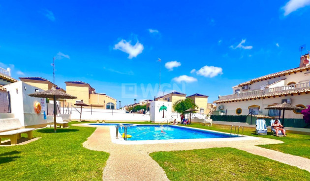 Odsprzedaż - Kamienica - Orihuela - Urbanización Perla Del Mar