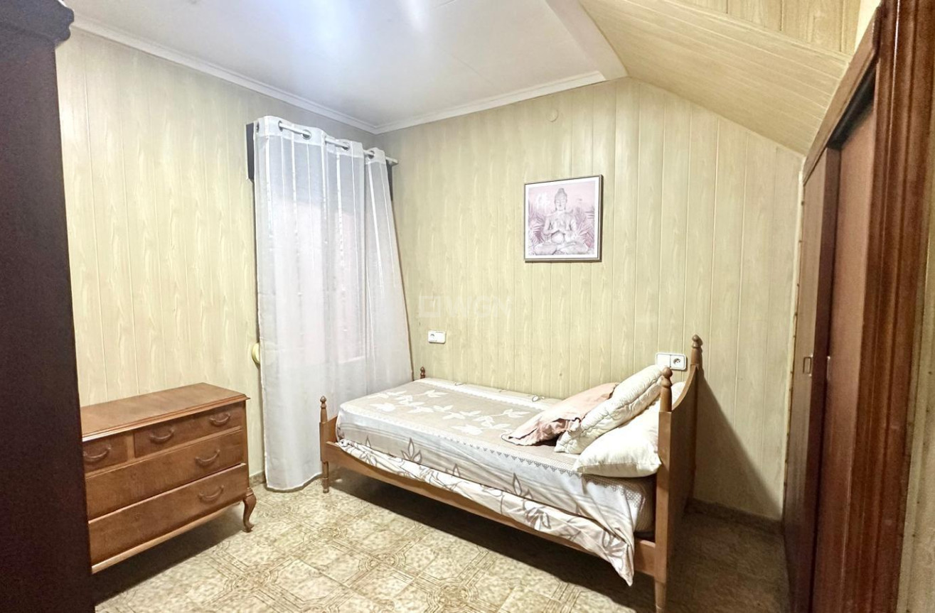 Odsprzedaż - Kamienica - Torrevieja - Playa del Cura