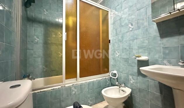 Odsprzedaż - Kamienica - Torrevieja - Playa del Cura