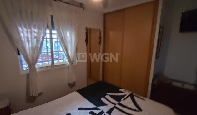 Resale - Apartment / flat - Torrevieja - Estacion De Autobuses