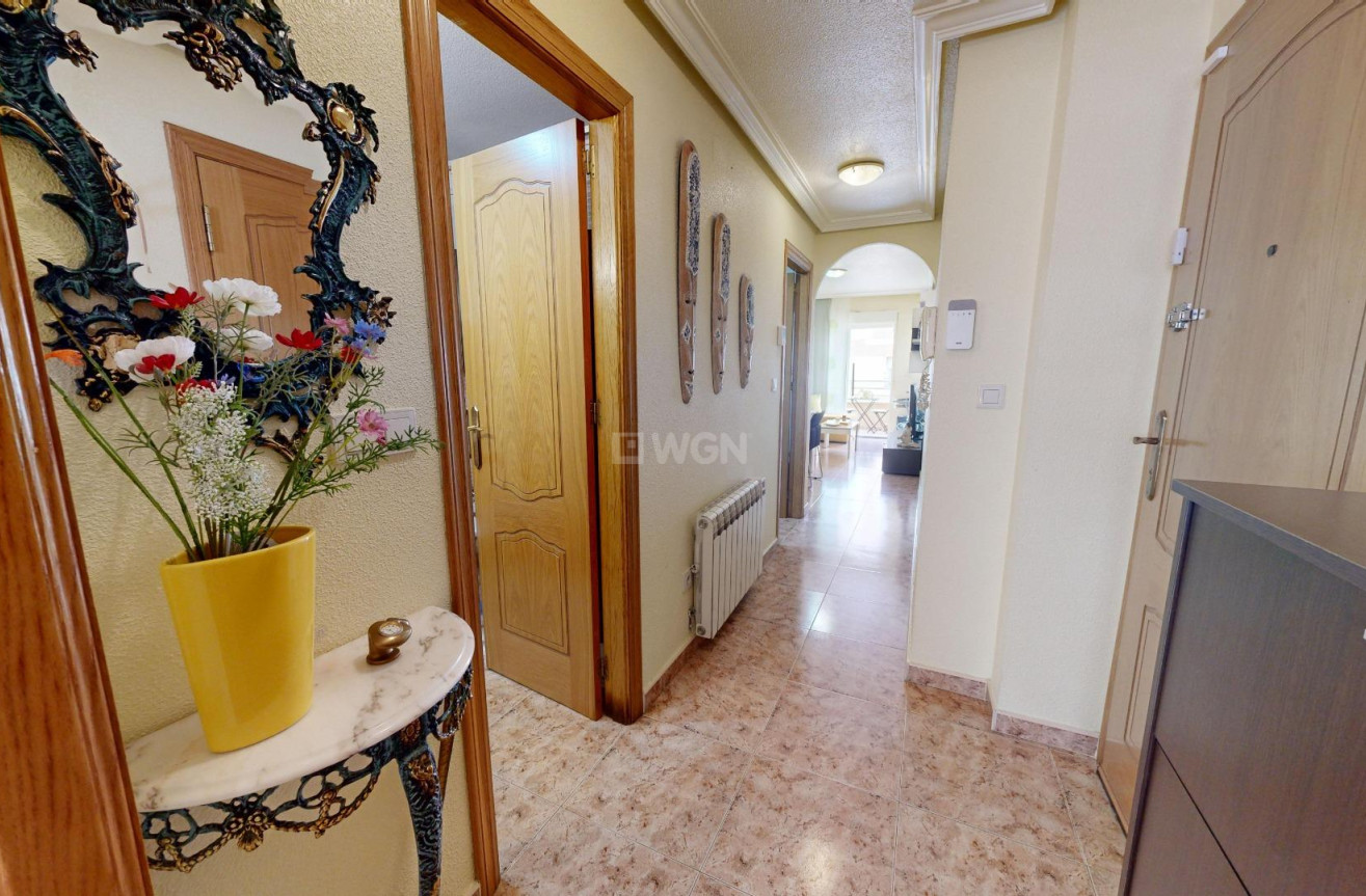 Reventa - Apartamento / piso - Torrevieja - Estacion De Autobuses