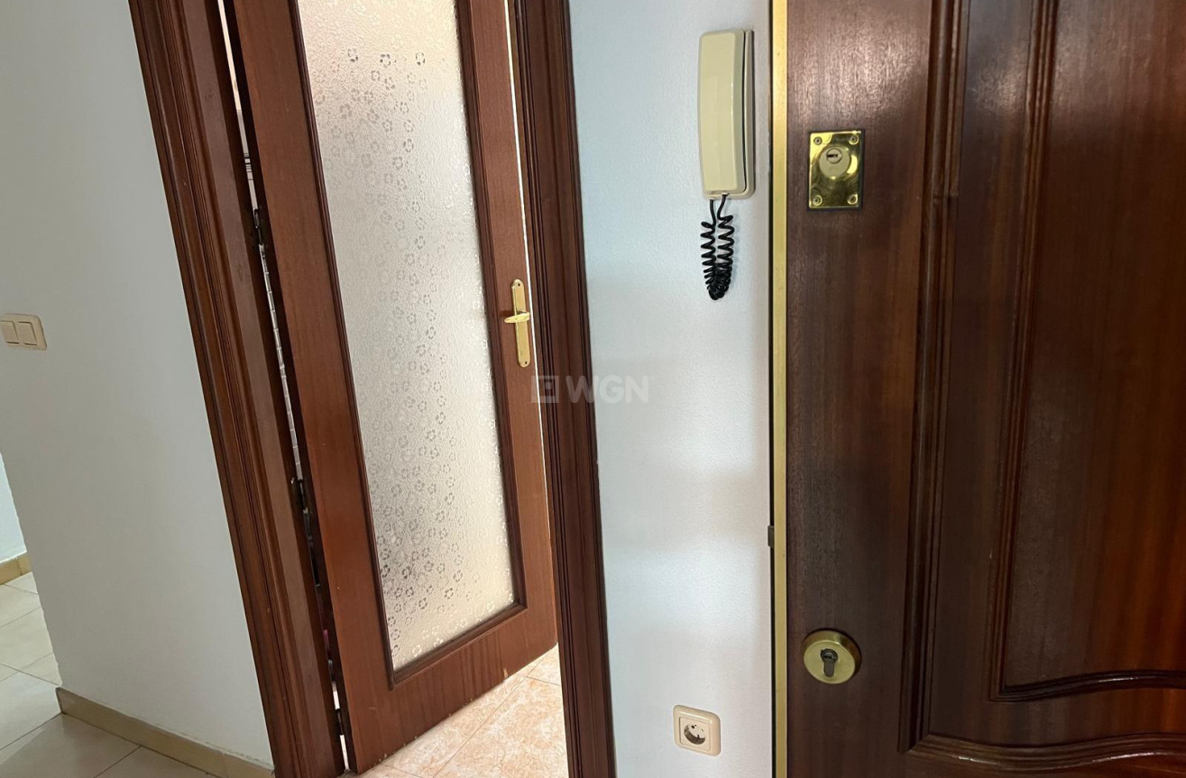 Wiederverkauf - Wohnung - Torrevieja - Playa del Cura