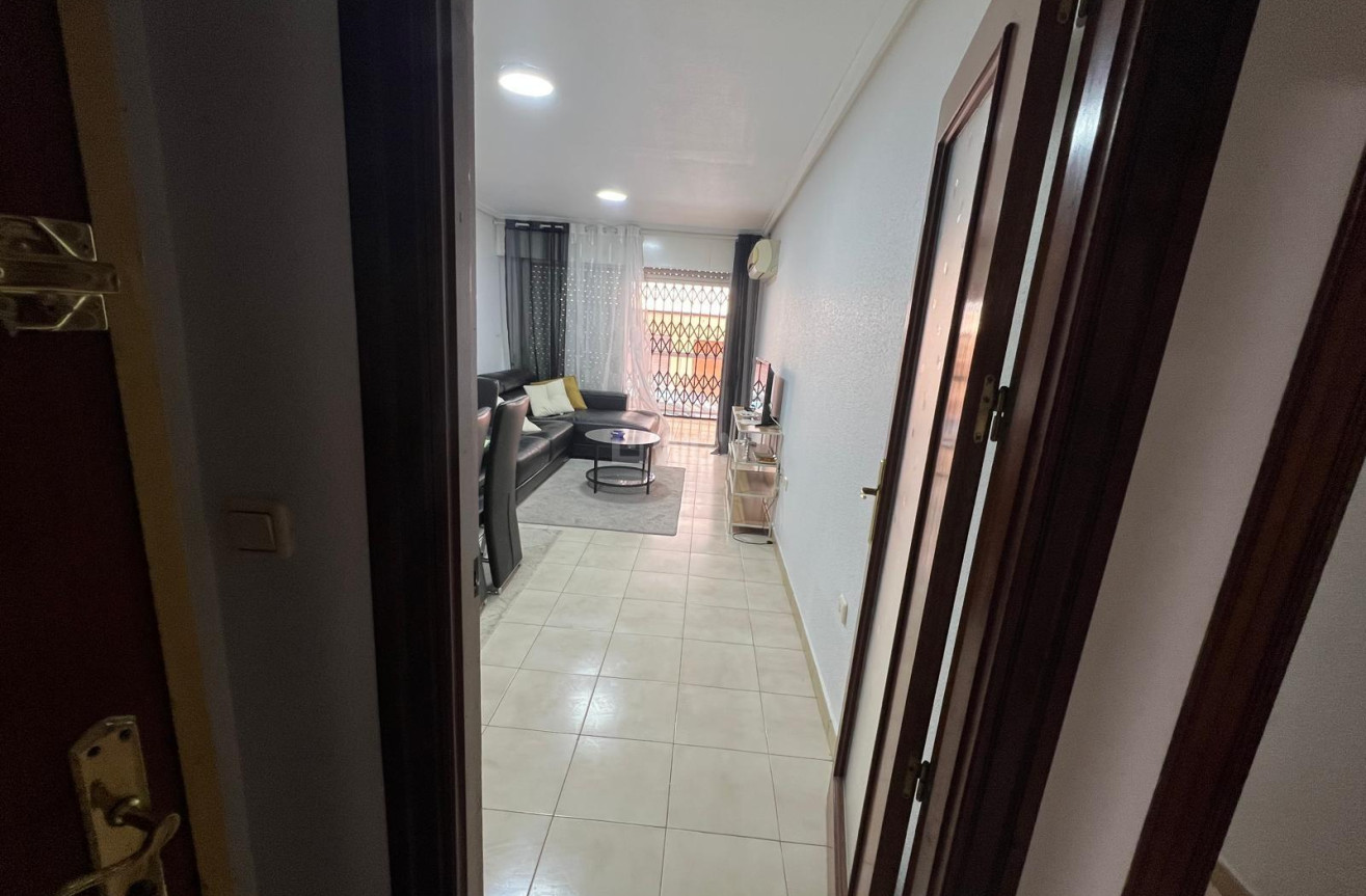 Wiederverkauf - Wohnung - Torrevieja - Playa del Cura