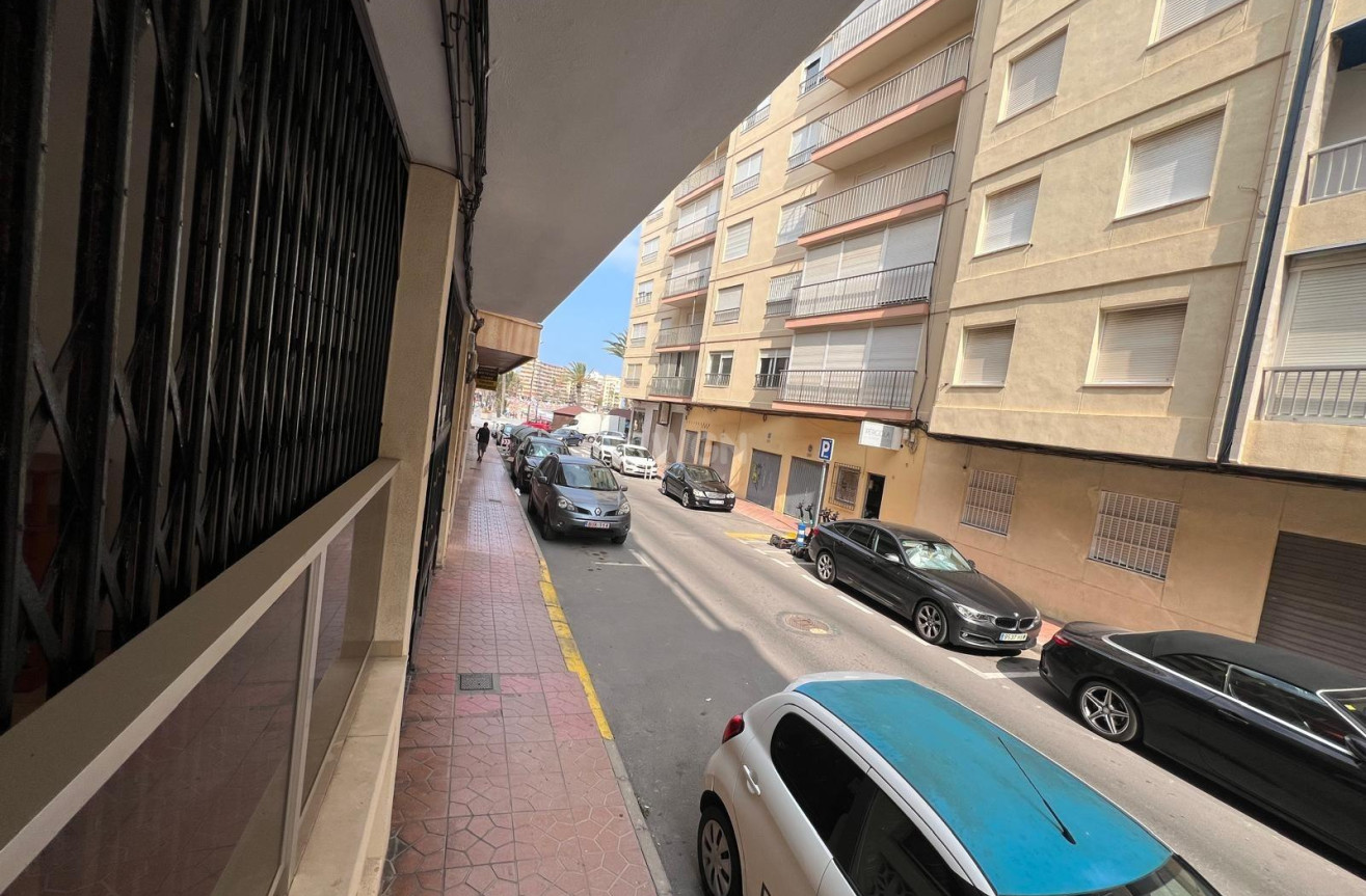 Wiederverkauf - Wohnung - Torrevieja - Playa del Cura