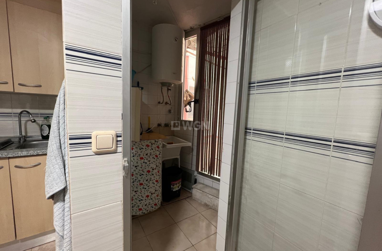 Wiederverkauf - Wohnung - Torrevieja - Playa del Cura