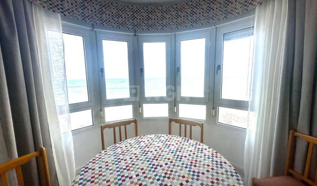 Reventa - Apartamento / piso - Torrevieja - Centro