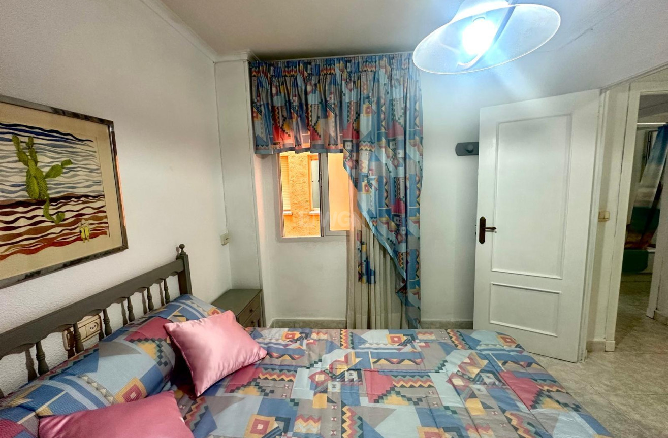 Reventa - Apartamento / piso - Torrevieja - Centro