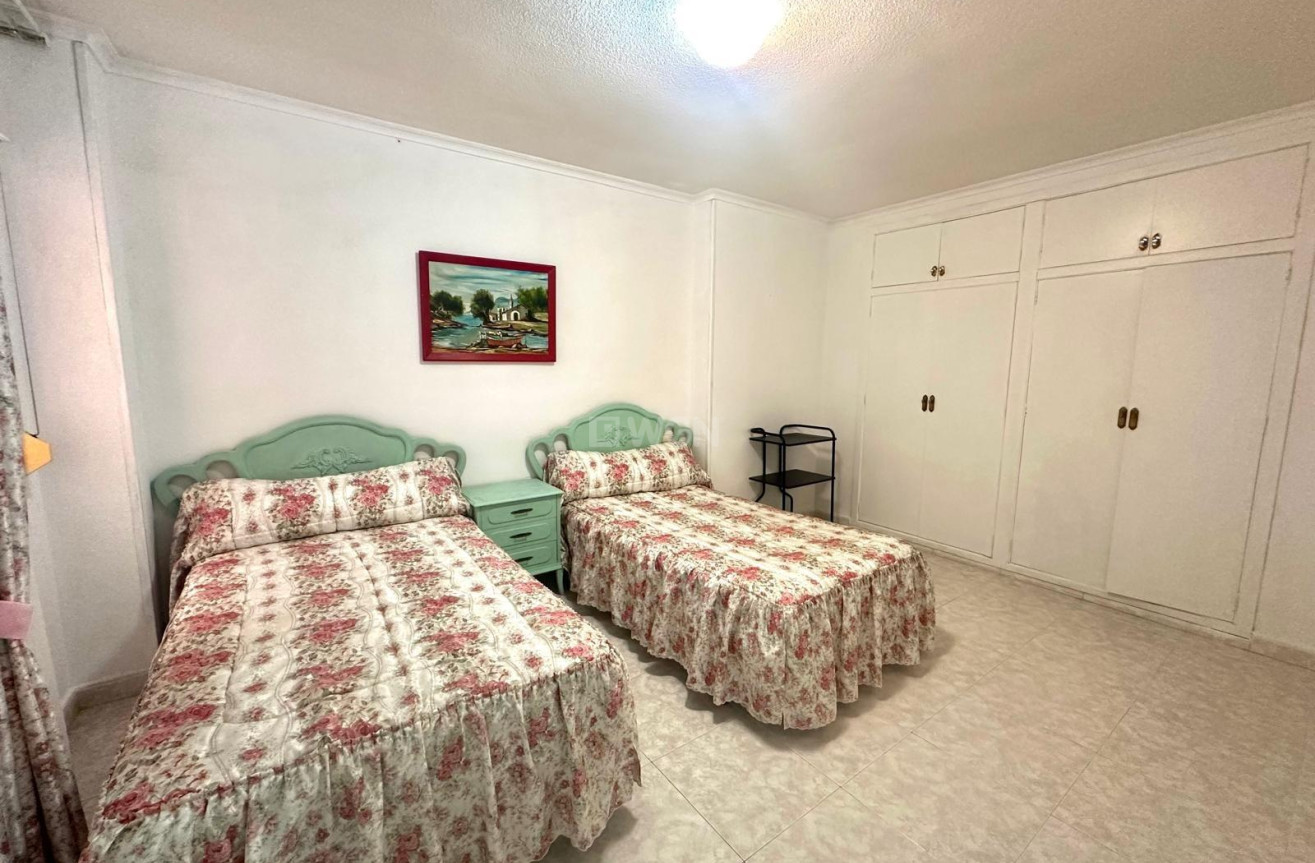 Reventa - Apartamento / piso - Torrevieja - Centro