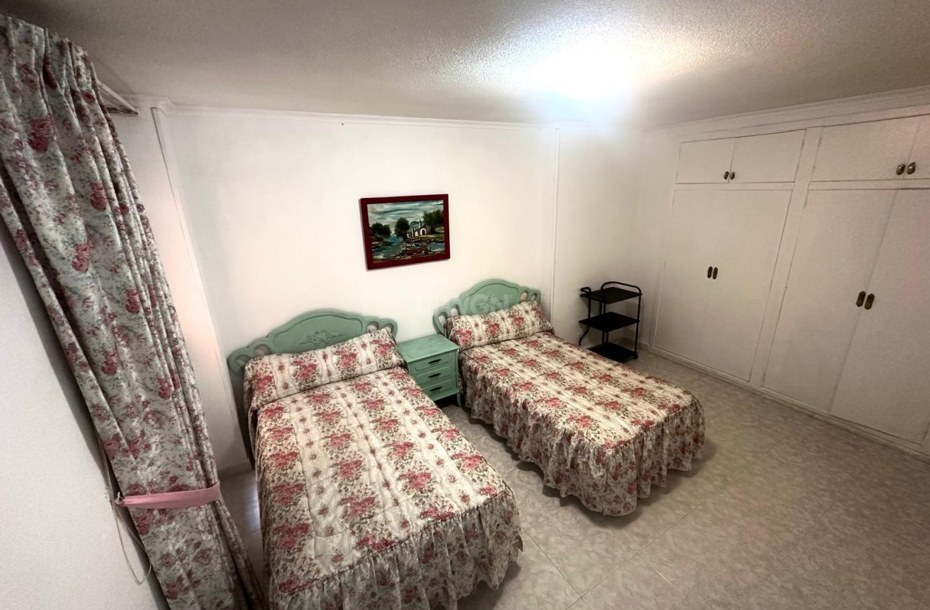 Reventa - Apartamento / piso - Torrevieja - Centro