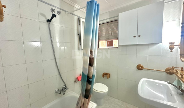 Reventa - Apartamento / piso - Torrevieja - Centro