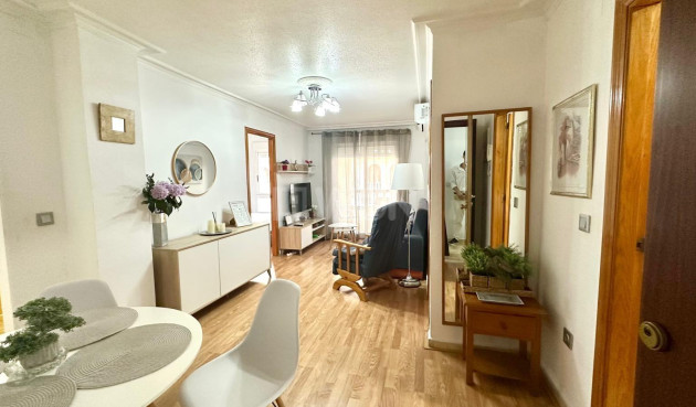 Odsprzedaż - Mieszkanie w bloku - Torrevieja - Acequion