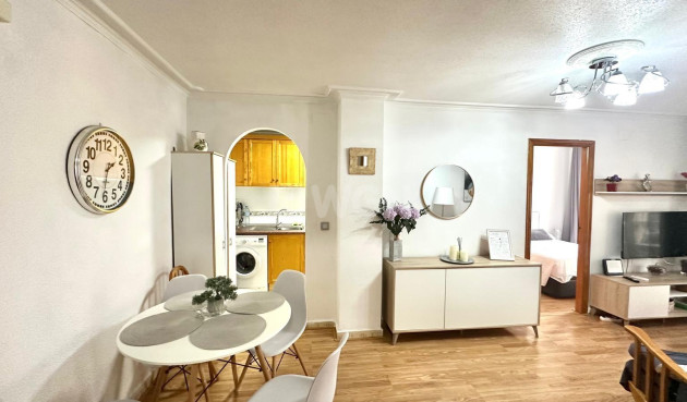 Odsprzedaż - Mieszkanie w bloku - Torrevieja - Acequion