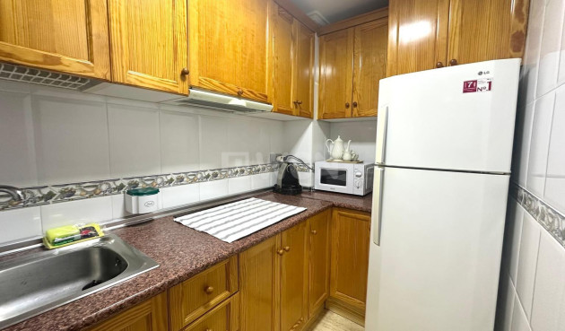 Odsprzedaż - Mieszkanie w bloku - Torrevieja - Acequion