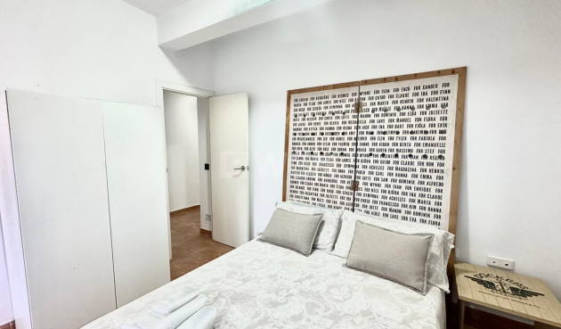 Reventa - Apartamento / piso - Torrevieja