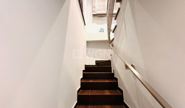 Odsprzedaż - Mieszkanie w bloku - Torrevieja - Estacion De Autobuses