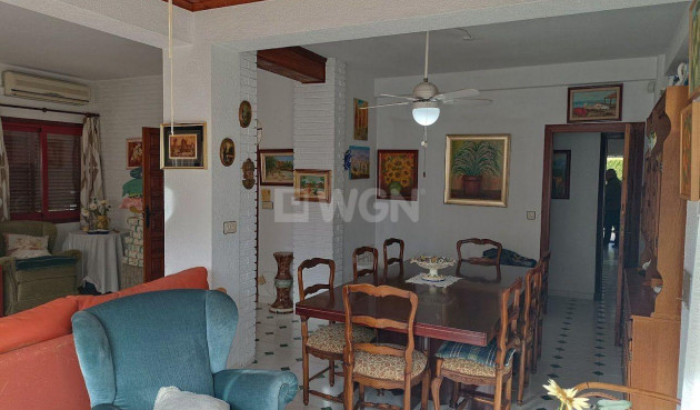 Odsprzedaż - Villa - Orihuela Costa - Campoamor