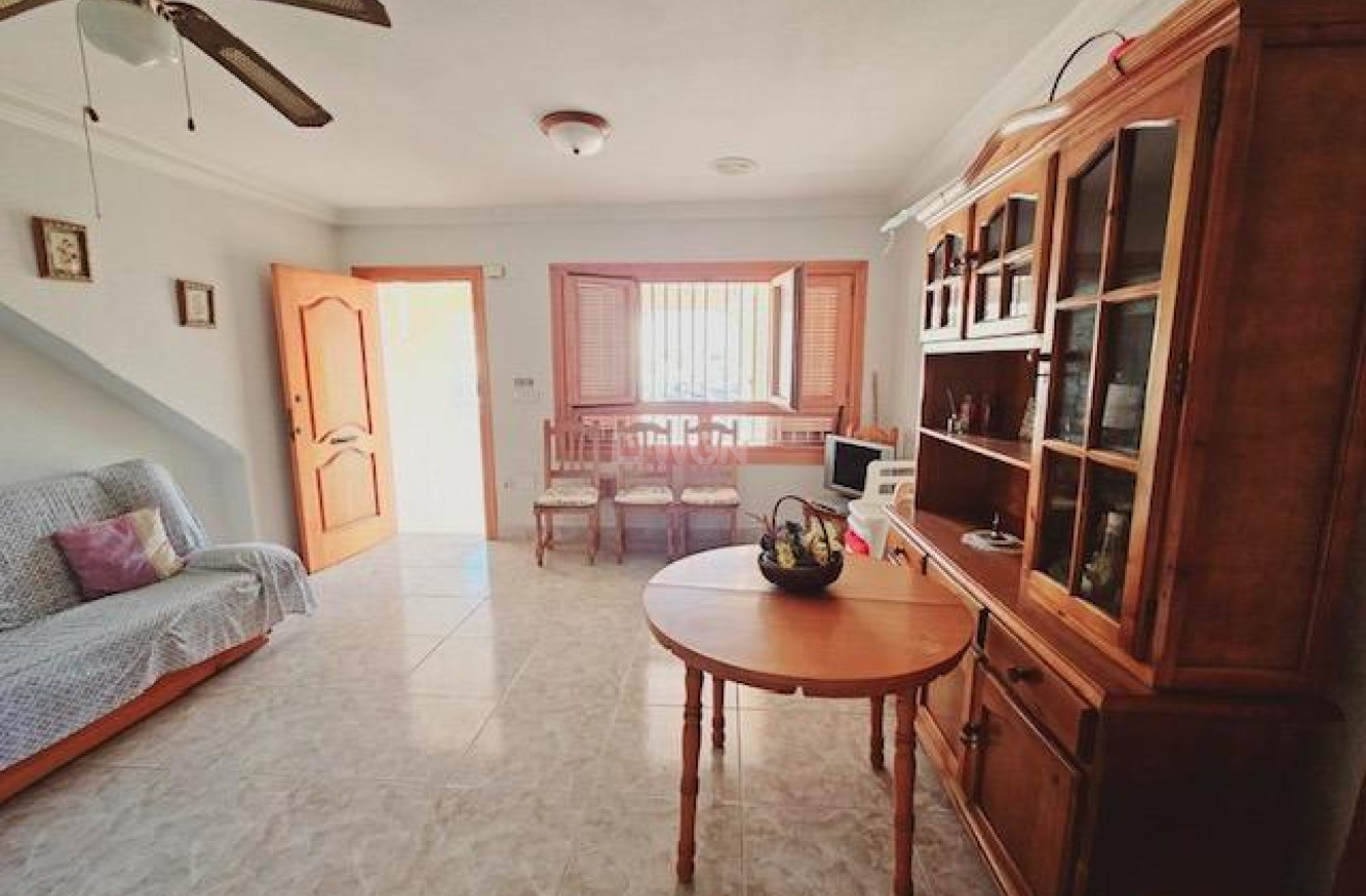 Resale - Villa - Guardamar del Segura - Guarmar Del Segura