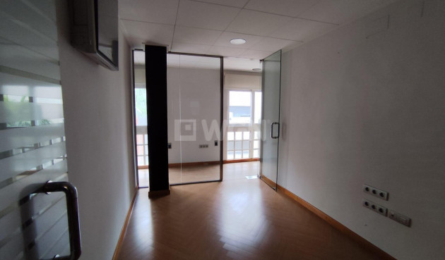 Resale - Apartment / flat - Torrevieja - Puerto