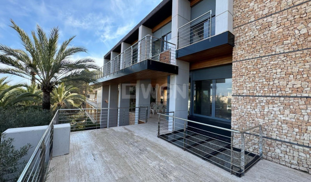 Odsprzedaż - Villa - Orihuela Costa - Altos De Campoamor