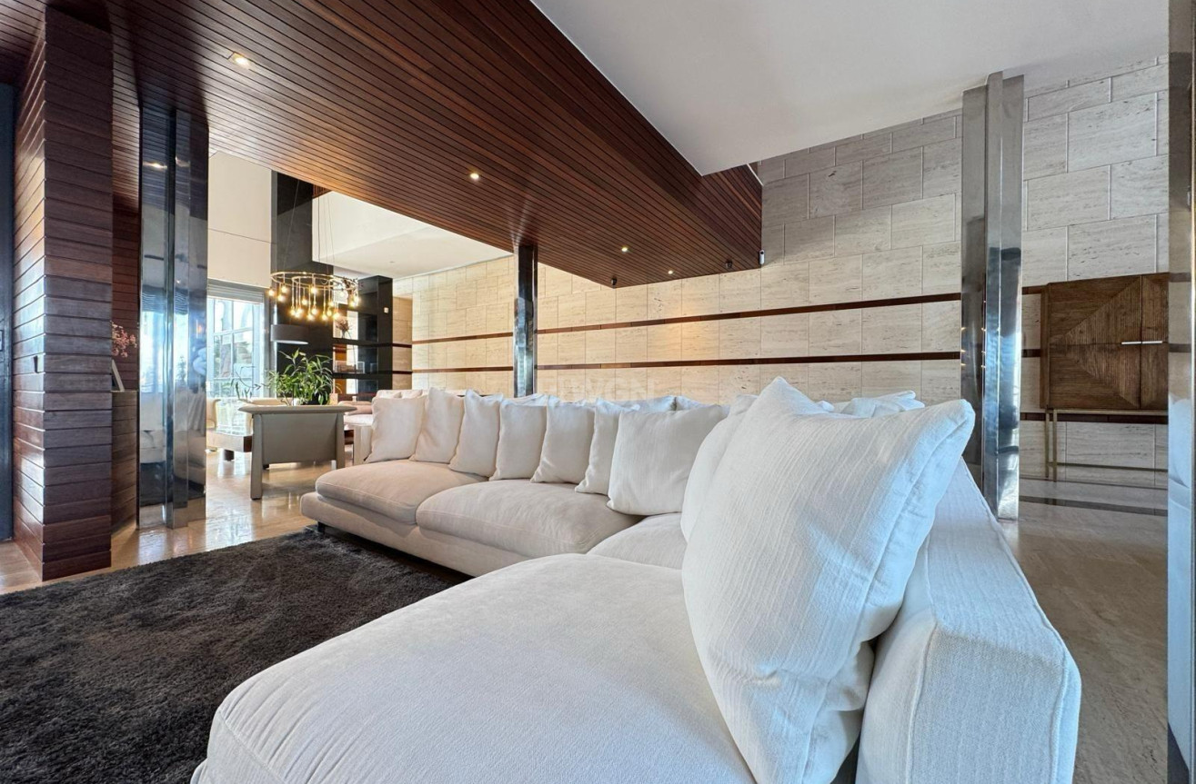 Odsprzedaż - Villa - Orihuela Costa - Altos De Campoamor