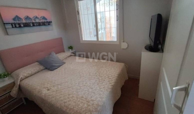 Resale - Apartment / flat - Torrevieja - Los Balcones
