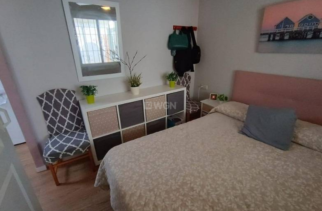 Resale - Apartment / flat - Torrevieja - Los Balcones