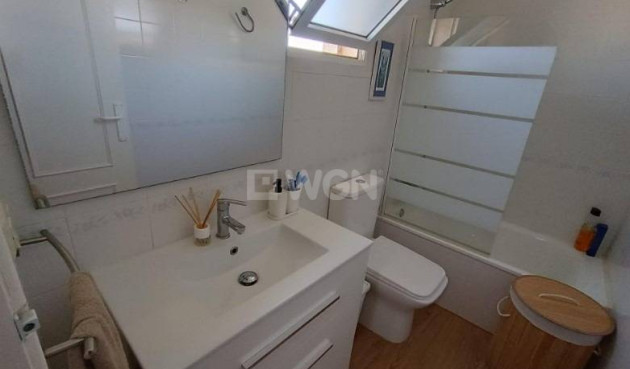 Resale - Apartment / flat - Torrevieja - Los Balcones